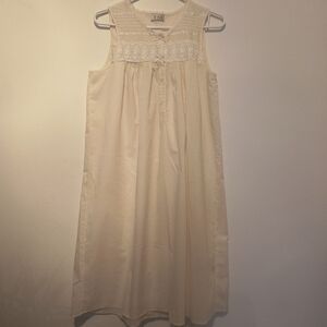Vintage 80's Nightgown